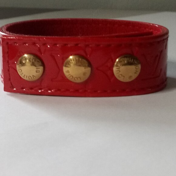 Authentic Louis Vuitton  patent letter red bracelet - Picture 1 of 7